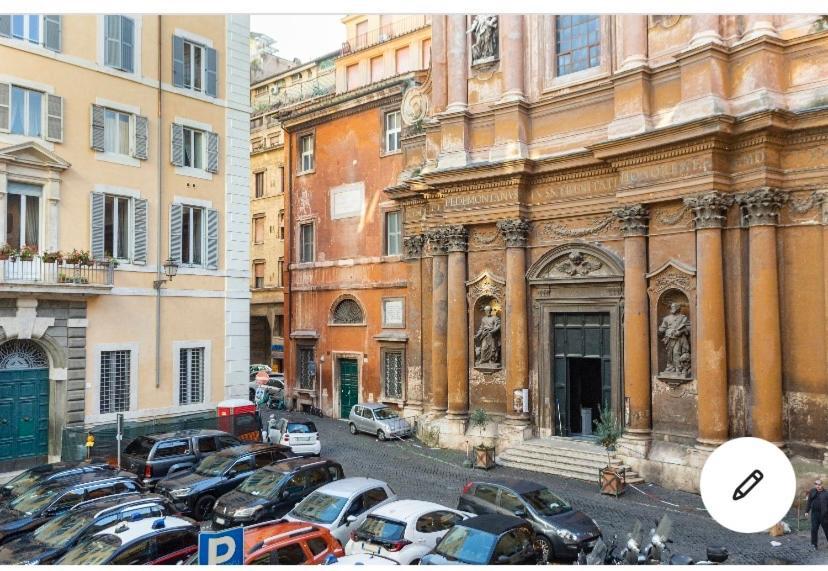 Campo De' Fiori On Vacation With Class — Photos 3